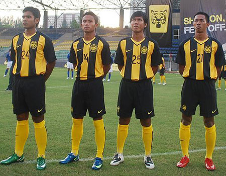 马来西亚国家队2009主客场球衣