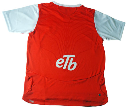 圣达菲独立2009赛季主场球衣