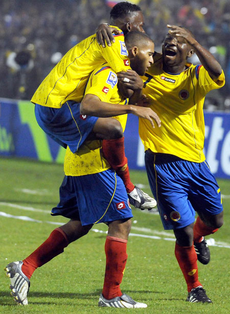 哥伦比亚国家队09-10赛季主场球衣