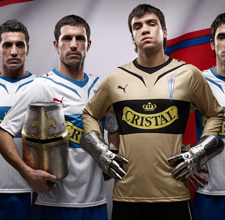 智利天主大学2009赛季主客场球衣