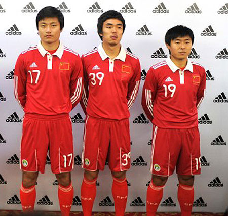 中国国家队2010新款主场球衣发布 © kitstown.com 球衫堂
