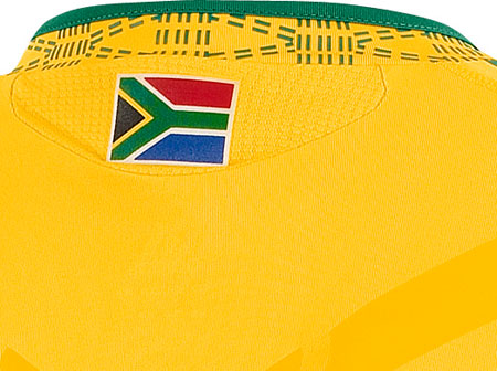 民族团结—南非国家队2010世界杯主场球衣故事 © kitstown.com 球衫堂