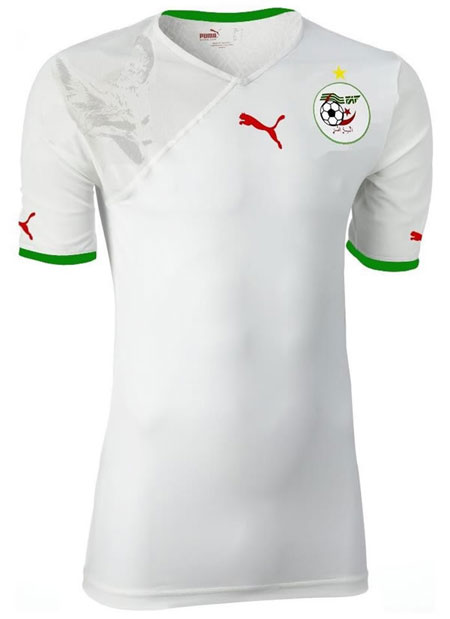 阿尔及利亚国家队2010世界杯主客场球衣 © kitstown.com 球衫堂