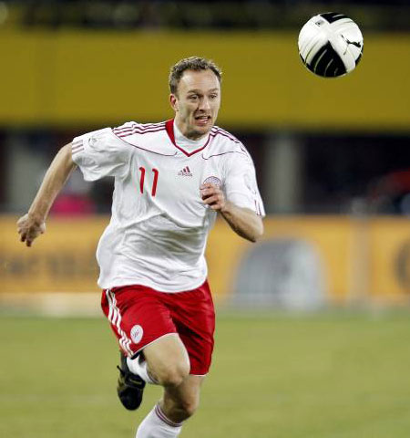 丹麦国家队2010世界杯新款客场球衣 © kitstown.com 球衫堂