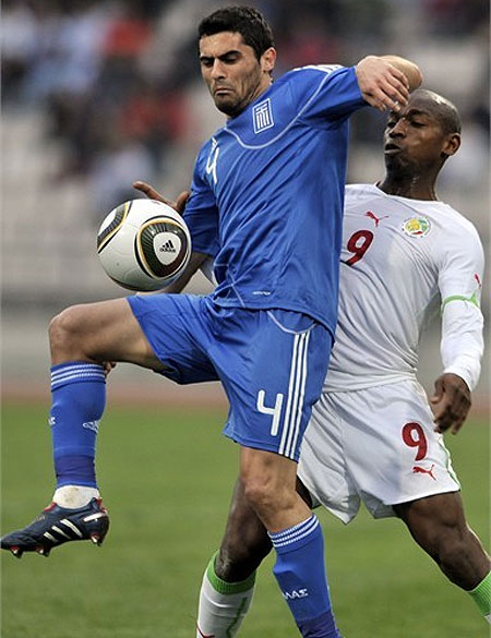希腊国家队2010世界杯新款客场球衣 © kitstown.com 球衫堂
