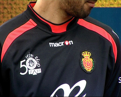 皇家马洛卡2010-11赛季主客场球衣 © kitstown.com 球衫堂