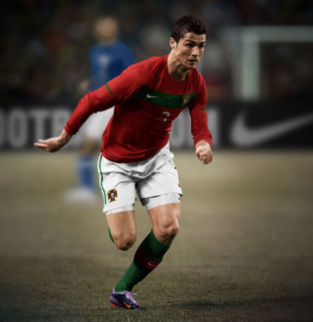 葡萄牙国家队2010世界杯主场球衣 © kitstown.com 球衫堂