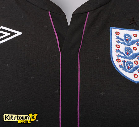 英格兰国家队2011-13赛季主场球衣正式公布 © kitstown.com 球衫堂