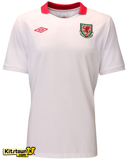 威尔士国家队2010-12赛季客场球衣 © kitstown.com 球衫堂