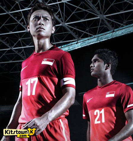 新加坡国家队2010-12赛季主场球衣 © kitstown.com 球衫堂