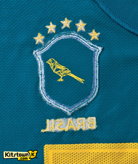 巴西国家队2011-13赛季主客场球衣发布 © kitstown.com 球衫堂