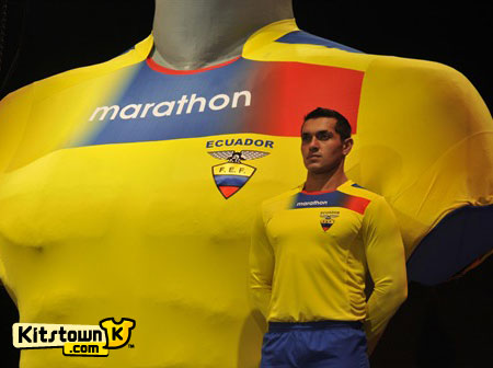 厄瓜多尔国家队2011美洲杯主客场球衣 © kitstown.com 球衫堂