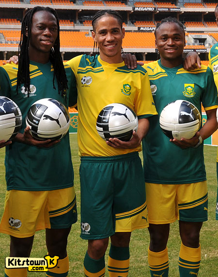 南非国家队2011-12赛季主客场球衣 © kitstown.com 球衫堂