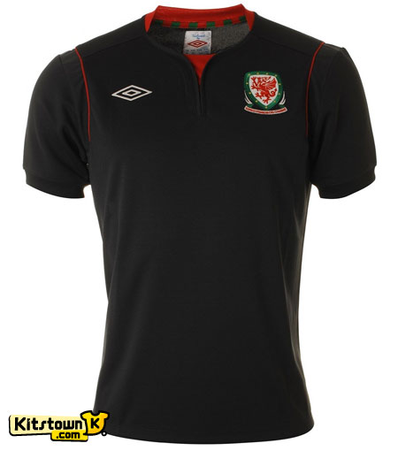 威尔士国家队2011-12赛季客场球衣 © kitstown.com 球衫堂