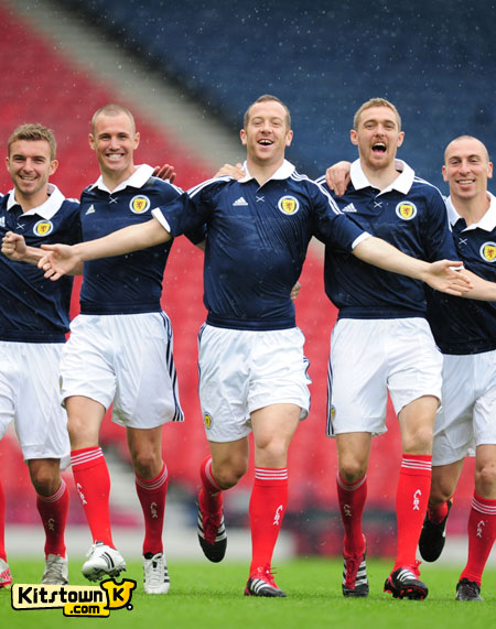 苏格兰国家队2012-13赛季主场球衣 © kitstown.com 球衫堂