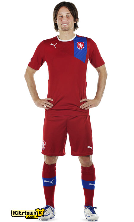 捷克国家队2012-13赛季主场球衣 © kitstown.com 球衫堂