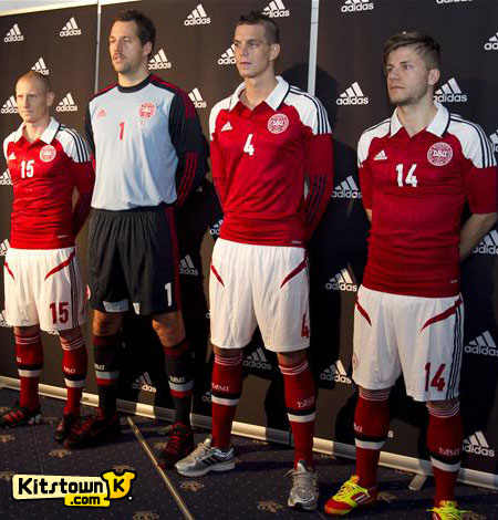 丹麦国家队2012-13赛季主场球衣 © kitstown.com 球衫堂