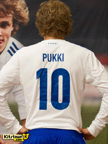 芬兰国家队2012-13赛季主场球衣 © kitstown.com 球衫堂