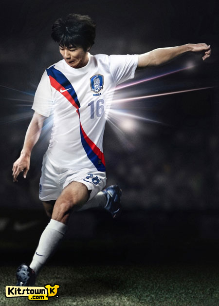 韩国国家队2012-13赛季客场球衣 © kitstown.com 球衫堂