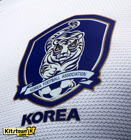 韩国国家队2012-13赛季客场球衣 © kitstown.com 球衫堂