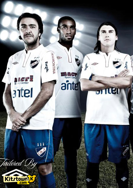 乌拉圭民族2012赛季主场球衣 © kitstown.com 球衫堂