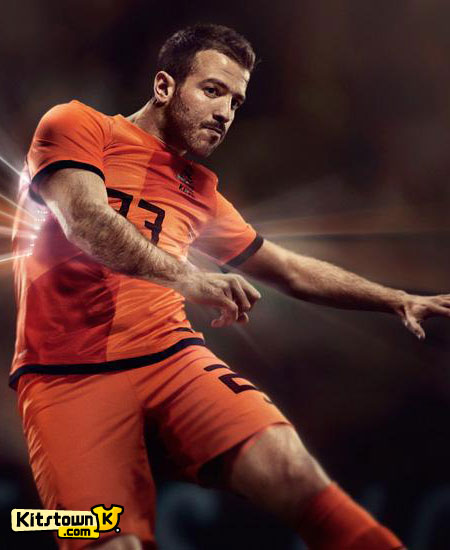 荷兰国家队2012-13赛季主场球衣 © kitstown.com 球衫堂