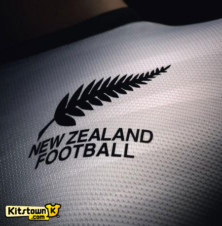 新西兰国家队2012-13赛季主场球衣 © kitstown.com 球衫堂