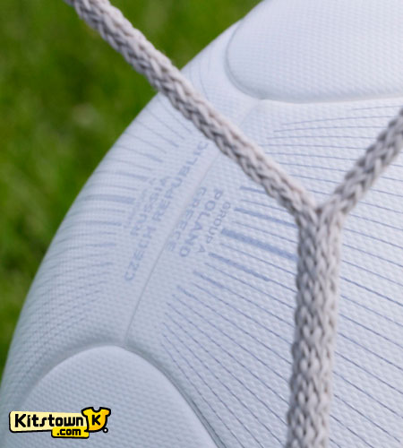 2012欧洲杯决赛官方比赛用球 © kitstown.com 球衫堂