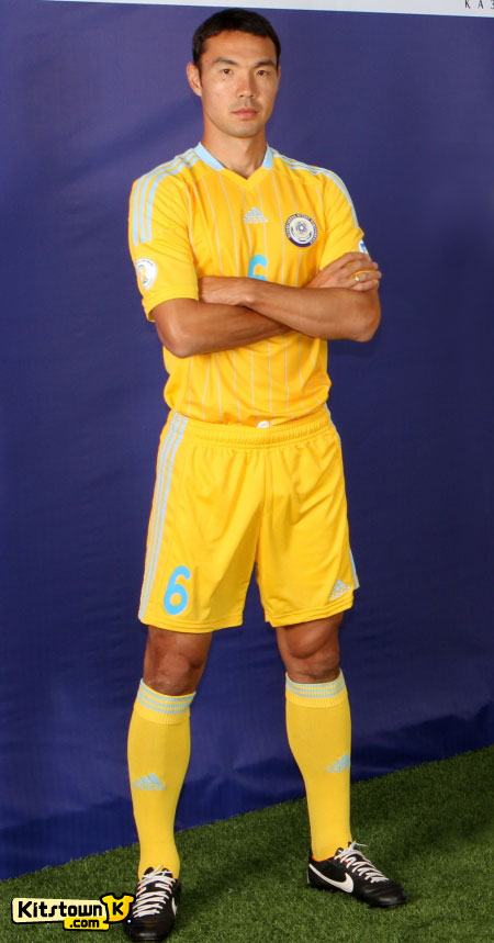哈萨克斯坦国家队2012-14赛季主客场球衣 © kitstown.com 球衫堂