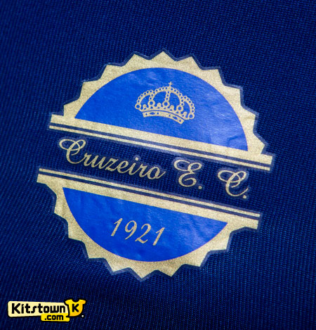 克鲁塞罗2012赛季第二客场球衣 © kitstown.com 球衫堂