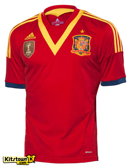 西班牙国家队2013联合会杯主场球衣 © kitstown.com 球衫堂