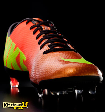 耐克 Mercurial Vapor IX 战靴 © kitstown.com 球衫堂