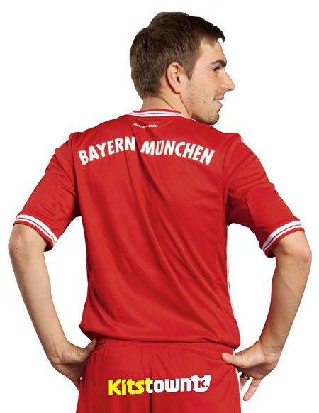 拜仁慕尼黑2013-14赛季主场球衣 © kitstown.com 球衫堂