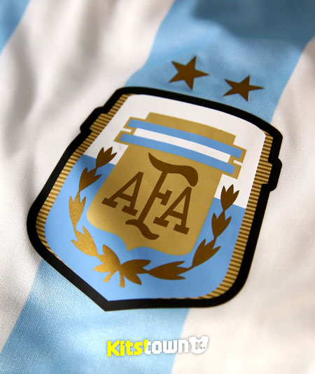 阿根廷国家队2014世界杯主场球衣 © kitstown.com 球衫堂