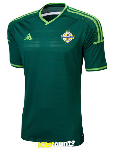 北爱尔兰国家队2014赛季主场球衣 © kitstown.com 球衫堂
