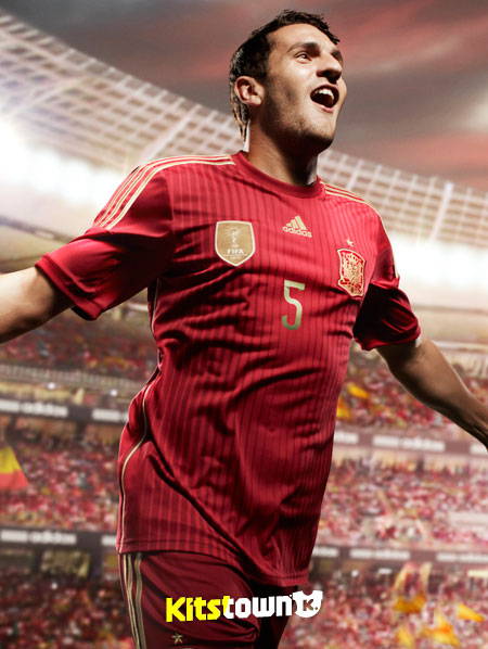 西班牙国家队2014世界杯主场球衣 © kitstown.com 球衫堂