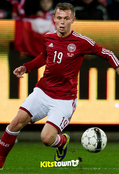 丹麦国家队2014赛季主场球衣 © kitstown.com 球衫堂