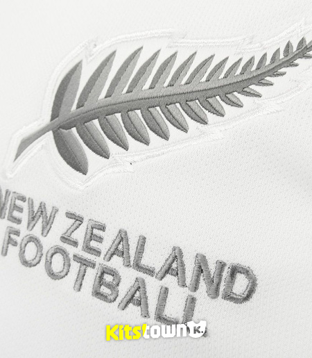 新西兰国家队2014-15赛季主场球衣 © kitstown.com 球衫堂