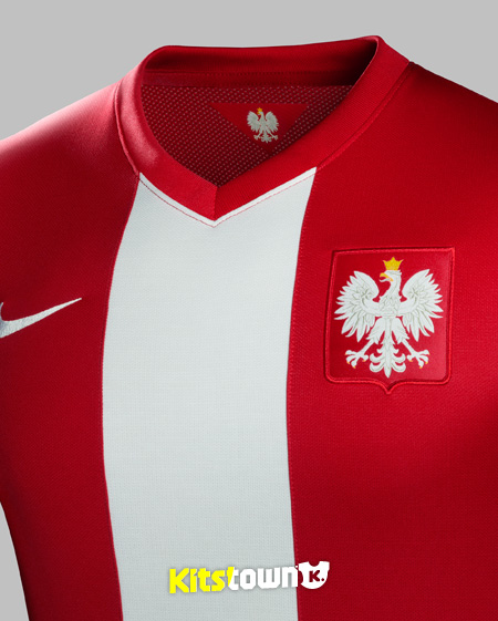 波兰国家队2014-15赛季主客场球衣 © kitstown.com 球衫堂