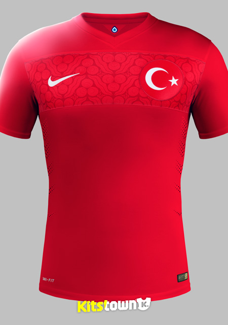 土耳其国家队2014-15赛季主客场球衣 © kitstown.com 球衫堂