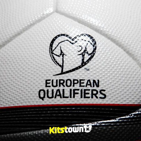 2016法国欧洲杯预选赛官方比赛用球 © kitstown.com 球衫堂