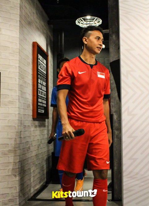新加坡国家队2014-15赛季主客场球衣 © kitstown.com 球衫堂