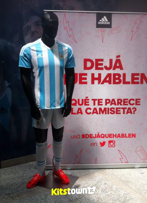 阿根廷国家队2015美洲杯主场球衣 © kitstown.com 球衫堂