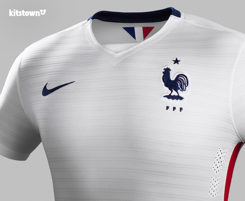 法国国家队2015-16赛季客场球衣 © kitstown.com 球衫堂