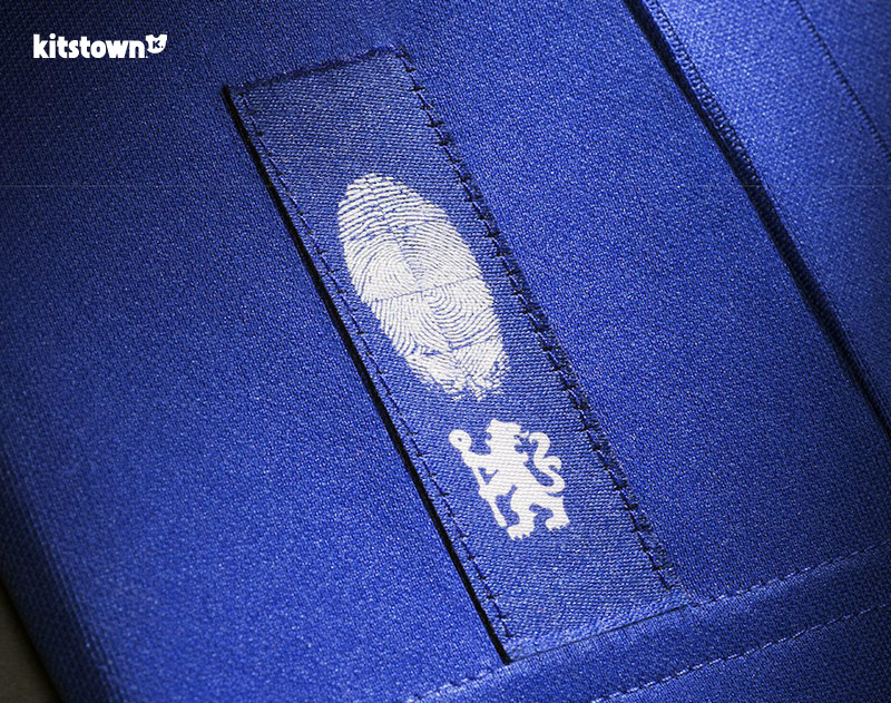 切尔西2015-16赛季主场球衣 © kitstown.com 球衫堂
