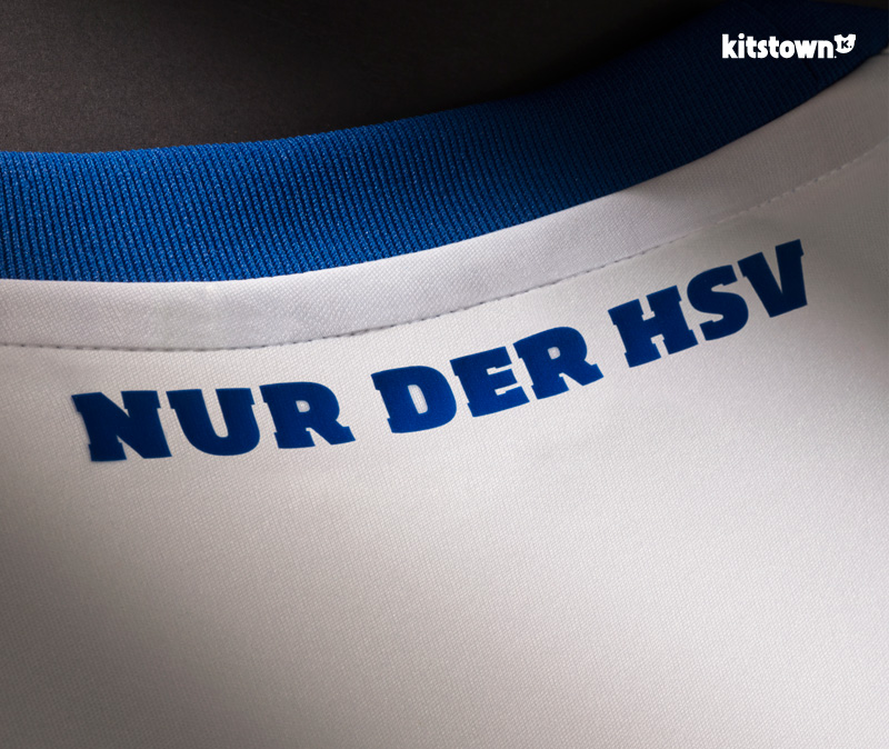 汉堡2015-16赛季主场球衣 © kitstown.com 球衫堂