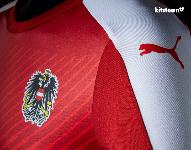奥地利国家队2016欧洲杯主场球衣 © kitstown.com 球衫堂