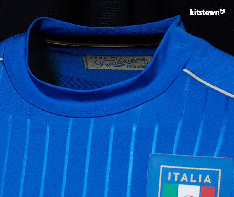 意大利国家队2016欧洲杯主场球衣 © kitstown.com 球衫堂