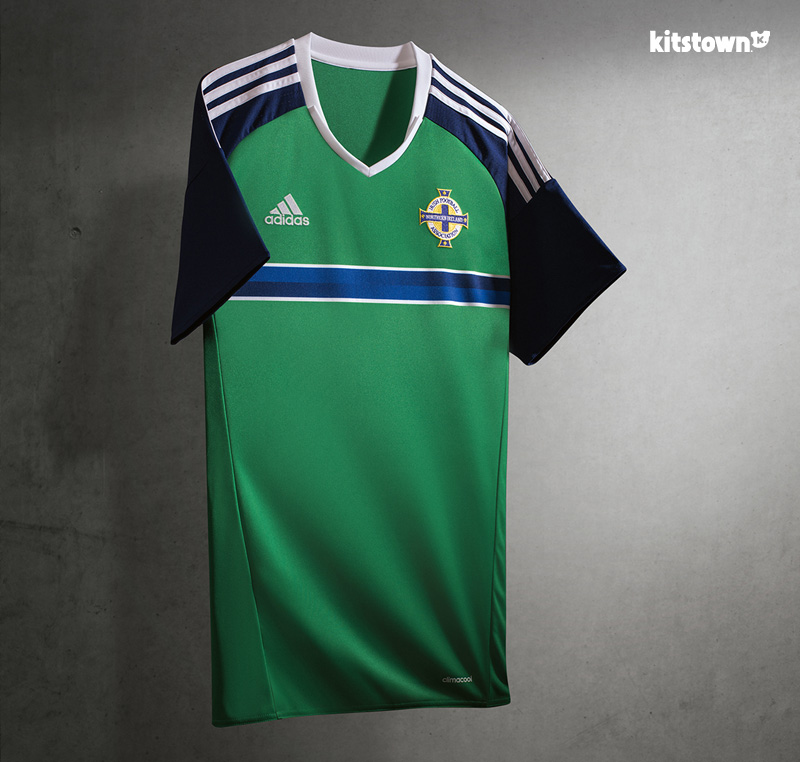 北爱尔兰代表队2016欧洲杯主场球衣 © kitstown.com 球衫堂