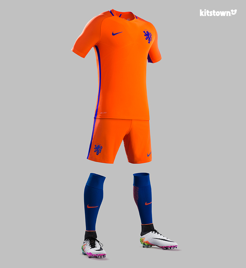 荷兰国家队2016-17赛季主客场球衣 © kitstown.com 球衫堂